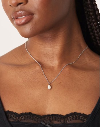 Lost Souls stainless steel pearl pendant necklace in silver