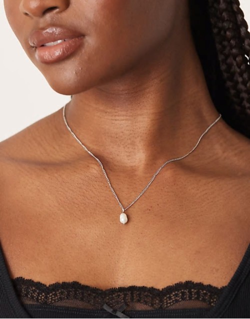 Lost Souls stainless steel pearl pendant necklace in silver