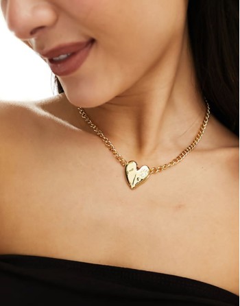 14k gold plated necklace with curb chain and hammered heart design