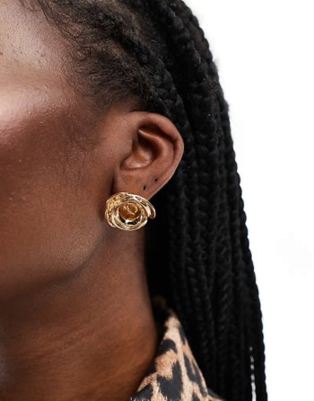 stud earrings with rose detail in gold tone
