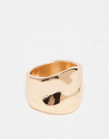 ring with hammered texture in gold tone